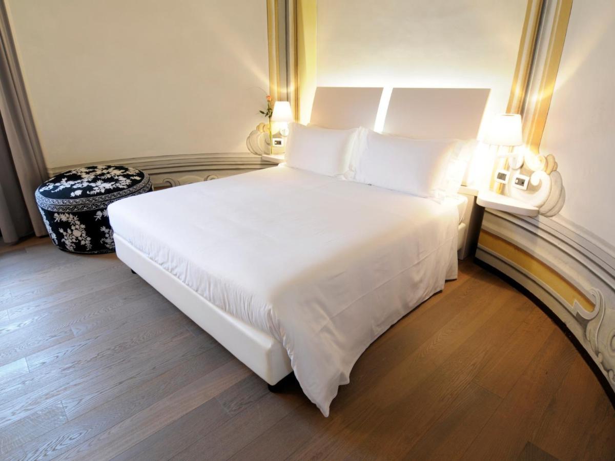 Montaldo Castle & Resort Montaldo Torinese Esterno foto