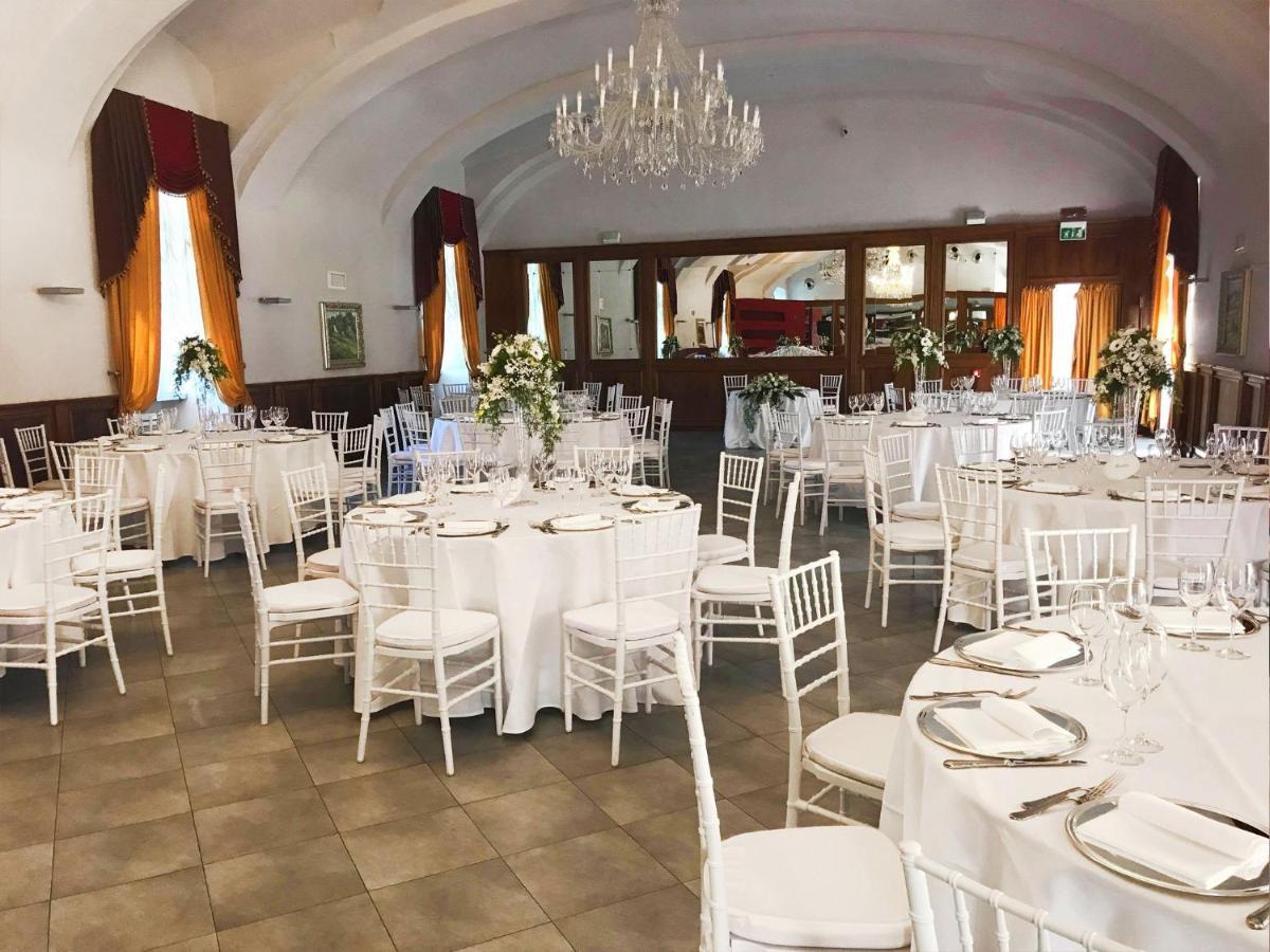 Montaldo Castle & Resort Montaldo Torinese Esterno foto