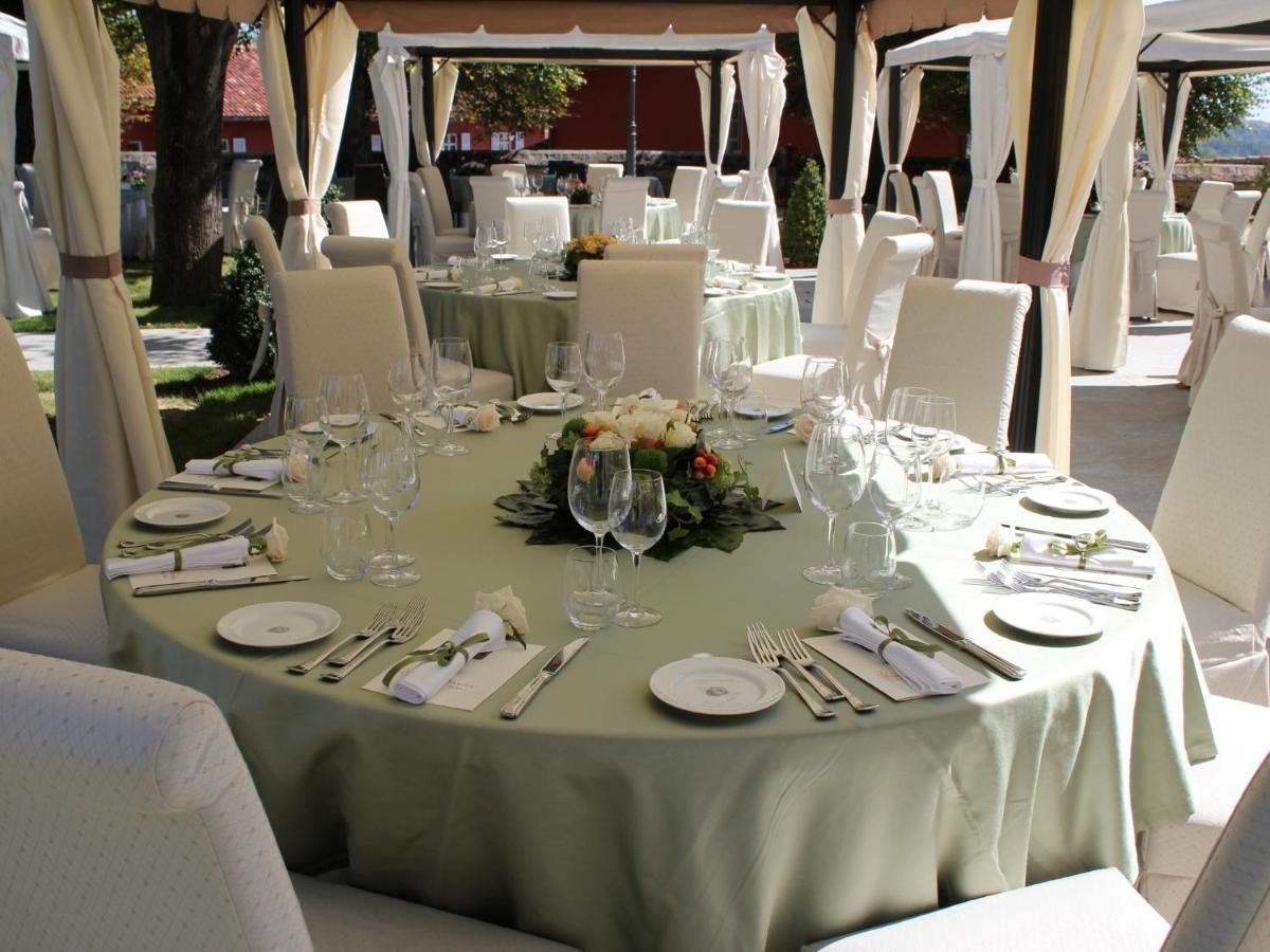 Montaldo Castle & Resort Montaldo Torinese Esterno foto